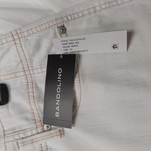 Cropped Jeans with Contrast Stitching | Bandolino | 10 - Picture 8 of 13